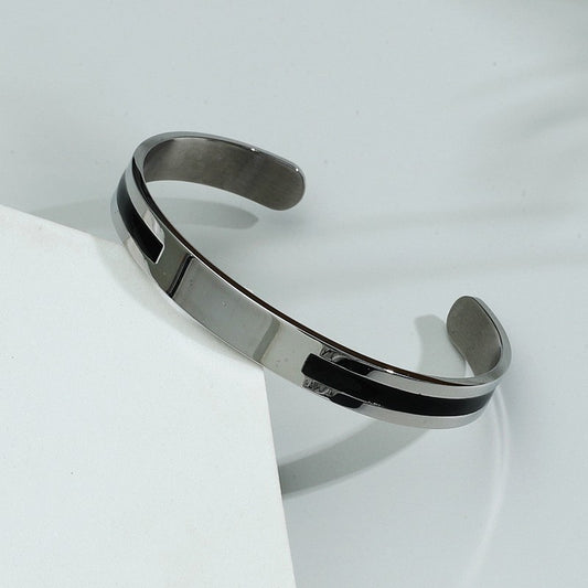 "Luxe" C shaped - Bracelet